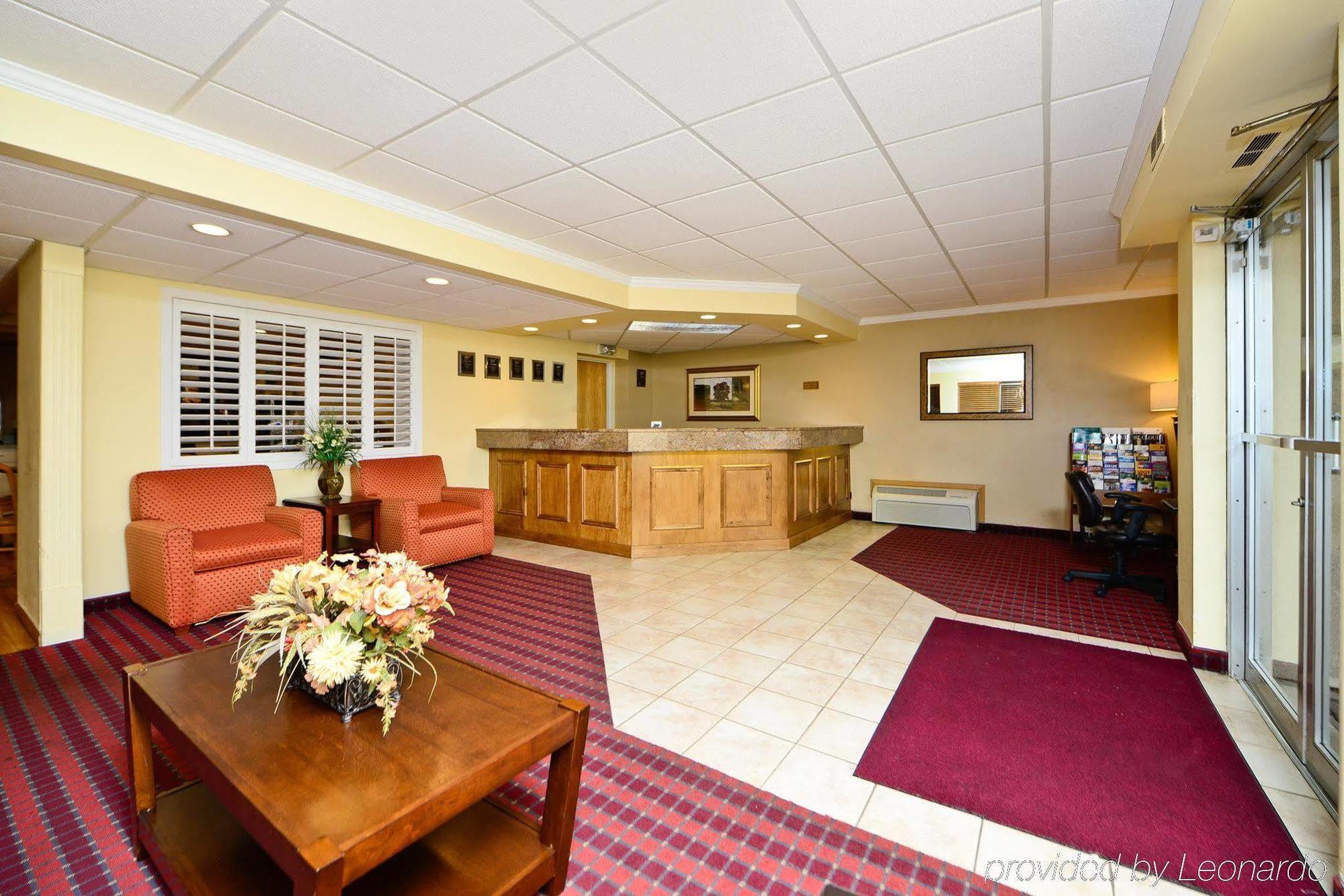 Americas Best Value Inn And Suites St. Cloud Interior photo